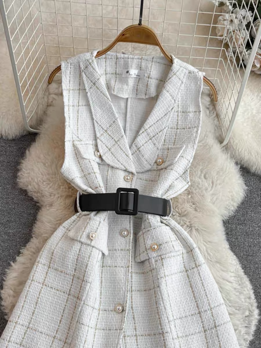 Padded landing coat & belt COA121 images